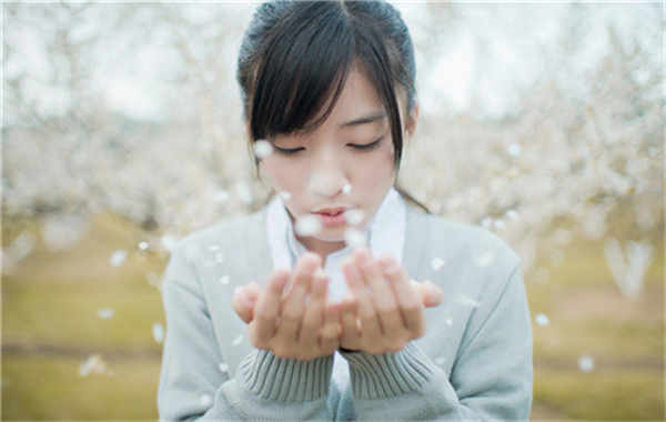 行唐怀孕后验血多久可以知道男女(怀孕后多久可以验血检查出来)